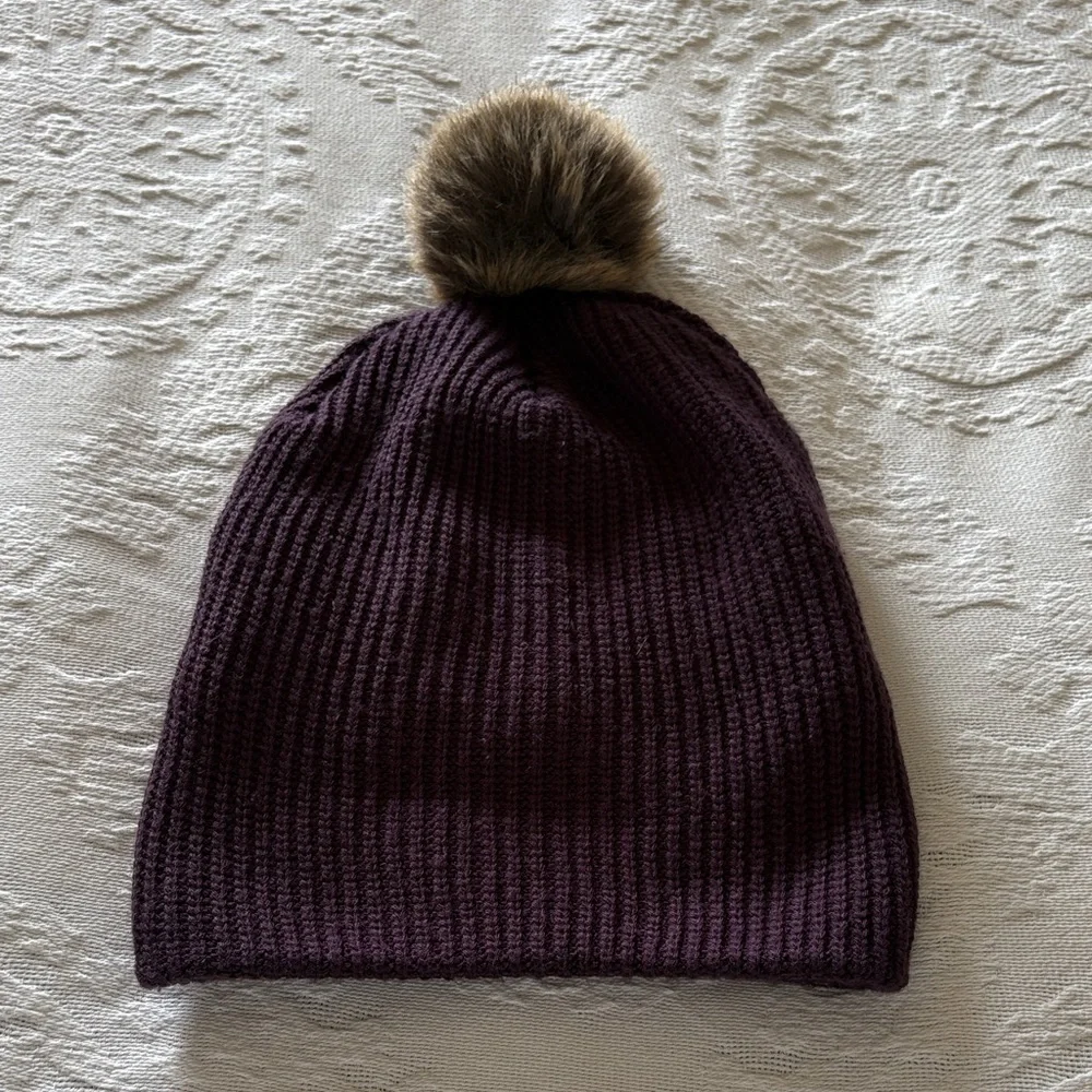 Carhartt Dark Purple Beanie with Faux Fur Pom Unisex Gently Loved One Size
